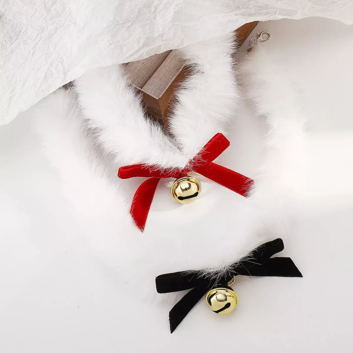 Cozy Christmas Bell Choker - Puppy's Aesthetics