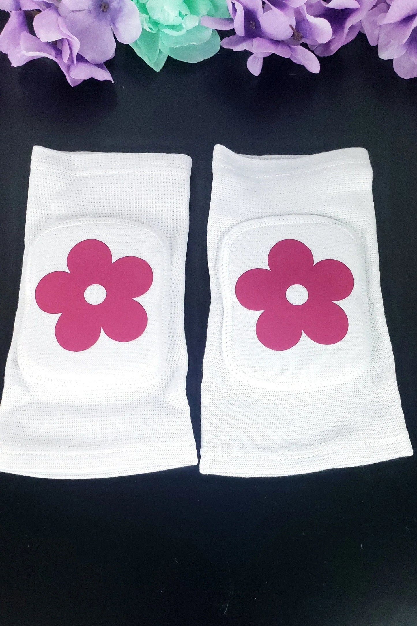 White Flower Knee Pads - Puppy's Aesthetics