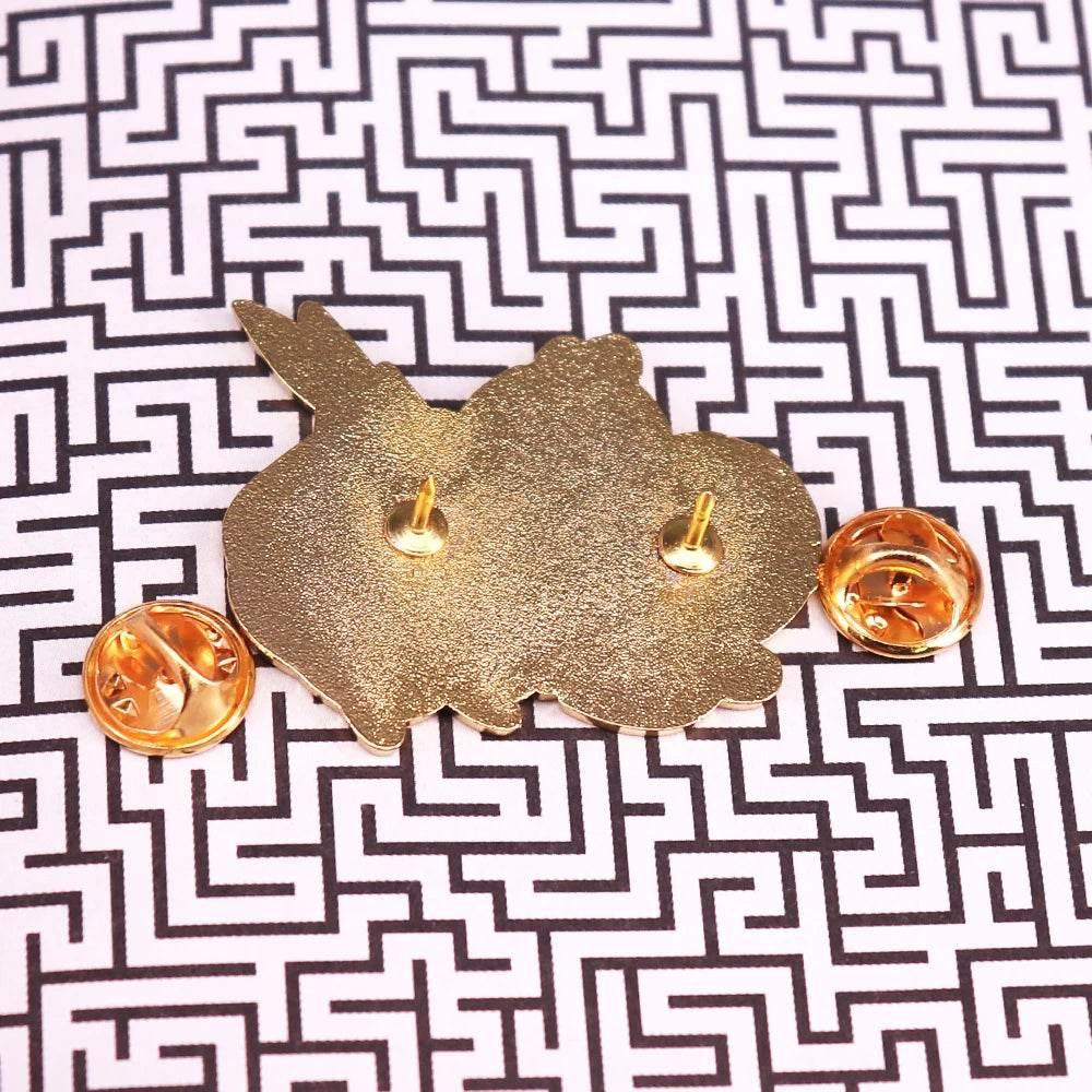 Emotional Support Garlic Enamel Pin - Puppy's Aesthetics