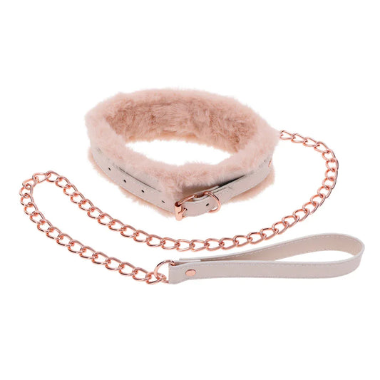 Peaches ān CreaMe Fur Collar & Leash - Puppy's Aesthetics