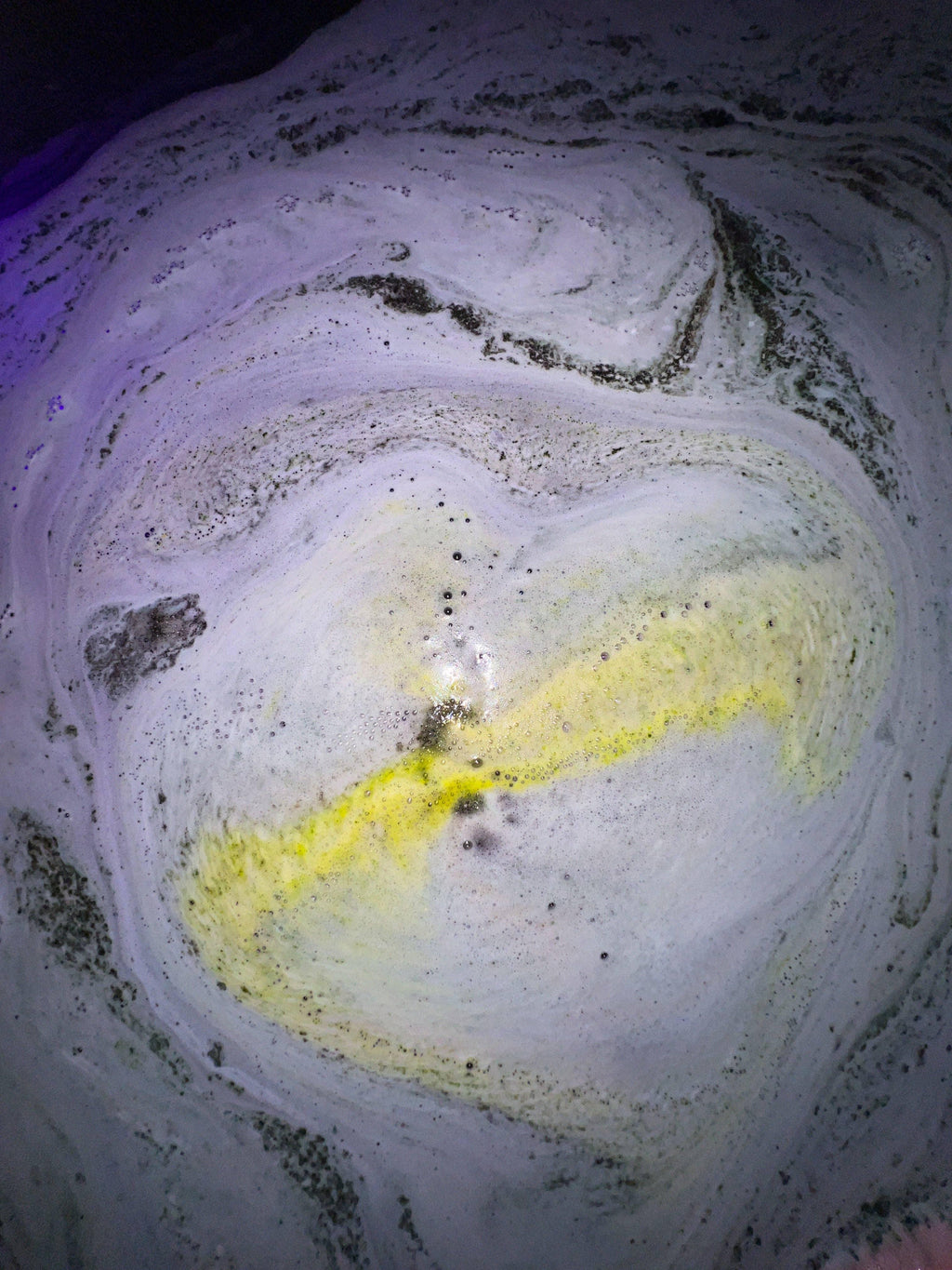 Lunar Kitty Bath Bomb - Puppy's Aesthetics