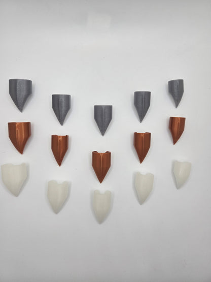 Finger Claws – For Teasing, Scratching & Sensual Tension-Building Touch