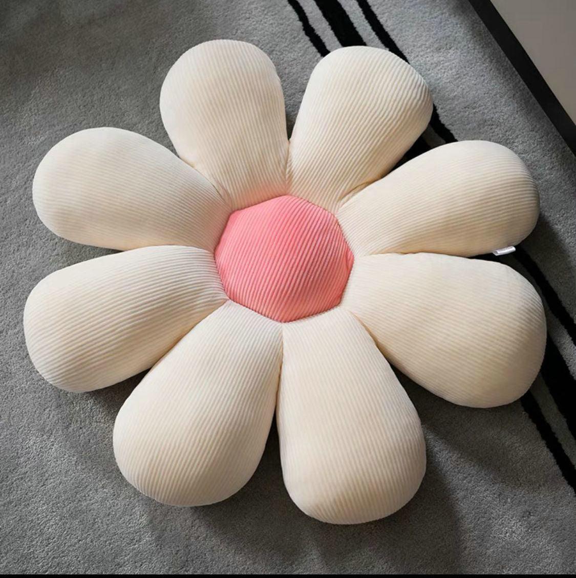 60-65cm Cute Flower Plush Throw Pillow Puppy's Aesthetics