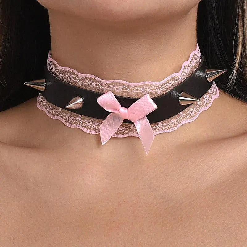 Adorable Spike Lace Collar Puppy's Aesthetics
