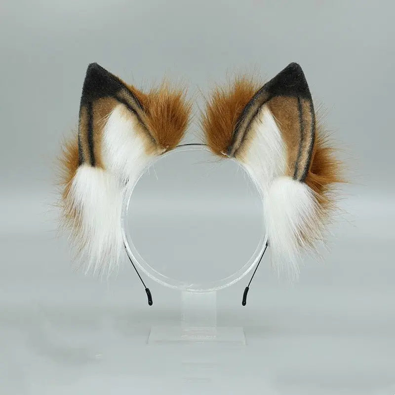 Classic Golden Fox Ears Puppy's Aesthetics