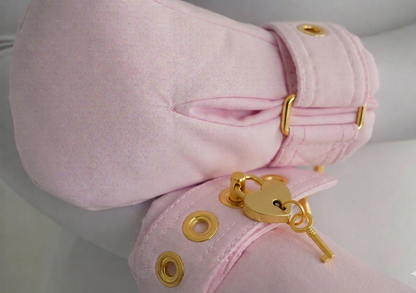 Soft Padded Comfort Mitts