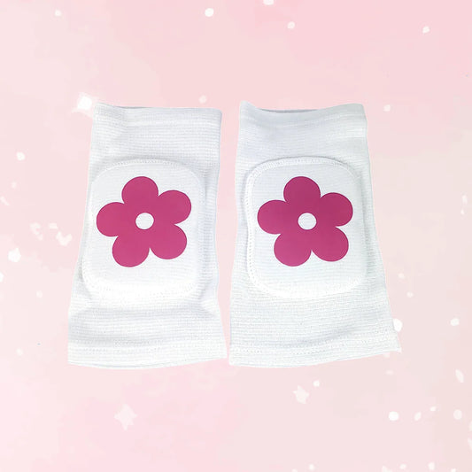 White Flower Knee Pads - Puppy's Aesthetics