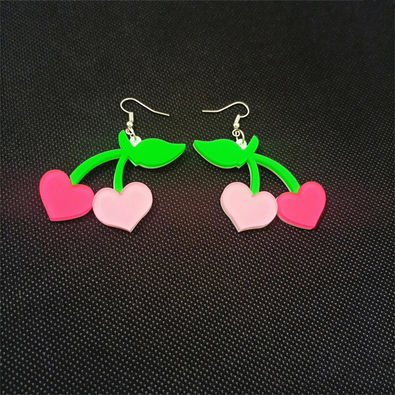 Peachy Sweetheart Dangle Earrings - Puppy's Aesthetics