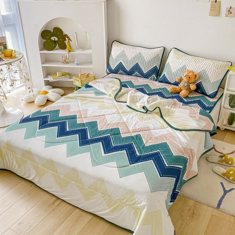 3 Piece Reversible Kawaii Quilt Sets