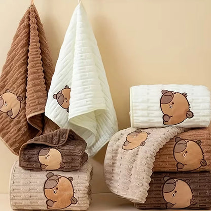Capybara Cuddle Towel Set (2 Piece)