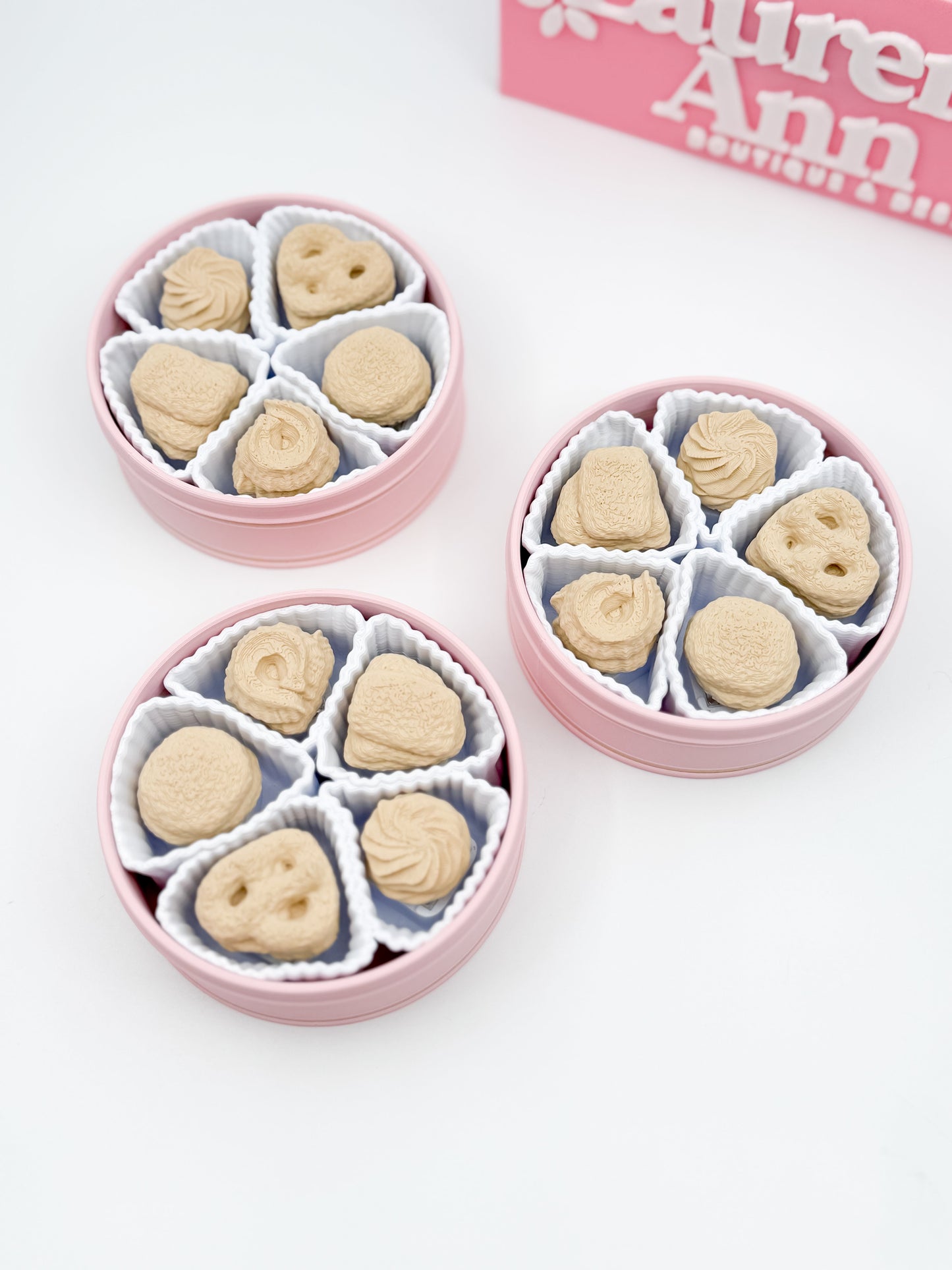 SHORTBREAD COOKIE TIN FIDGET – PASTEL PINK EDITION 🍪✨