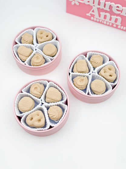 SHORTBREAD COOKIE TIN FIDGET – PASTEL PINK EDITION 🍪✨