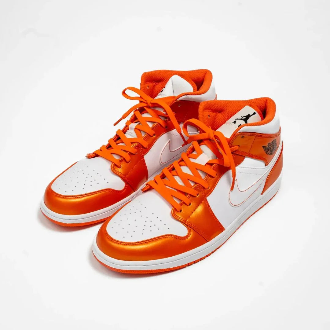 Bold Coral Orange Elastic Shoelaces - Puppy's Aesthetics
