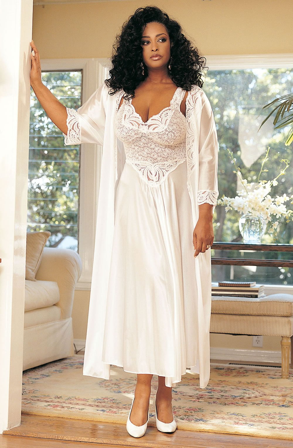 Bridal Gown Stretch Lace Long Gown (White)