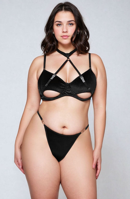 Hollow Cut Halter Bra Set