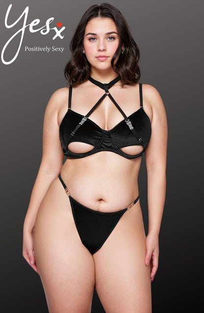 Hollow Cut Halter Bra Set