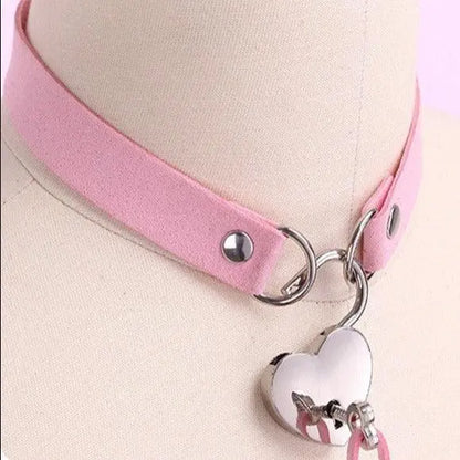 Kawaii Pink Heart Lock Collar