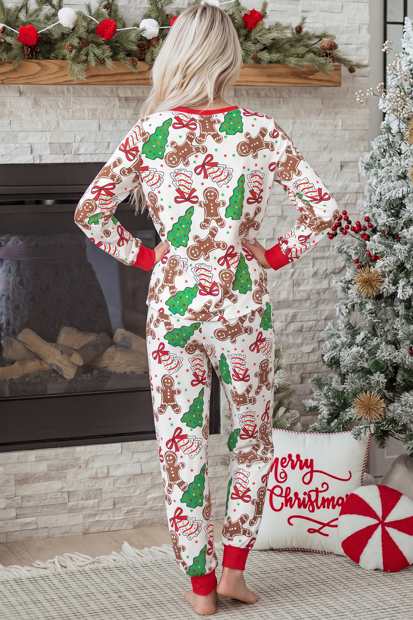 Gingerbread Cheer Lounge Set - Puppy's Aesthetics