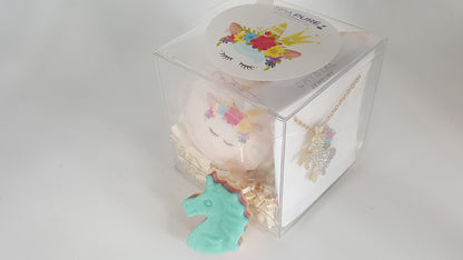 Crystal Unicorn Bath Bomb & Jewelry Gift Set (5 oz)