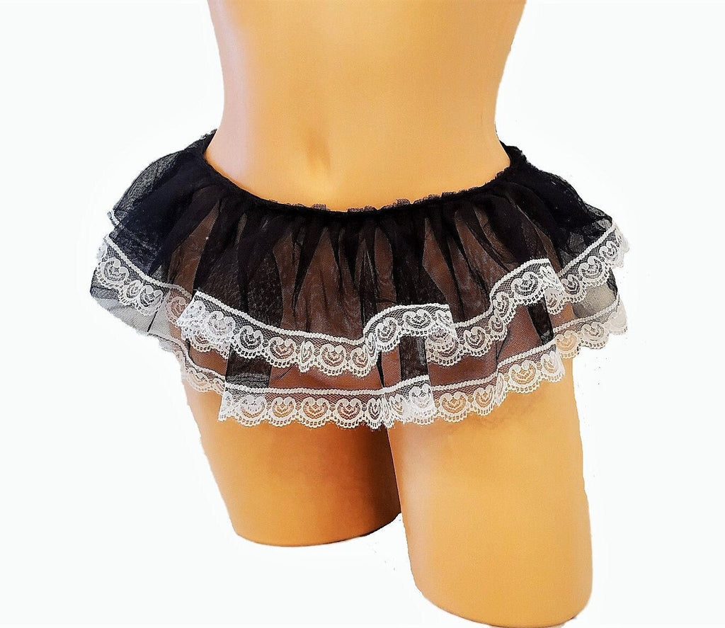 Black & White Mini Dollcore Skirt - Puppy's Aesthetics
