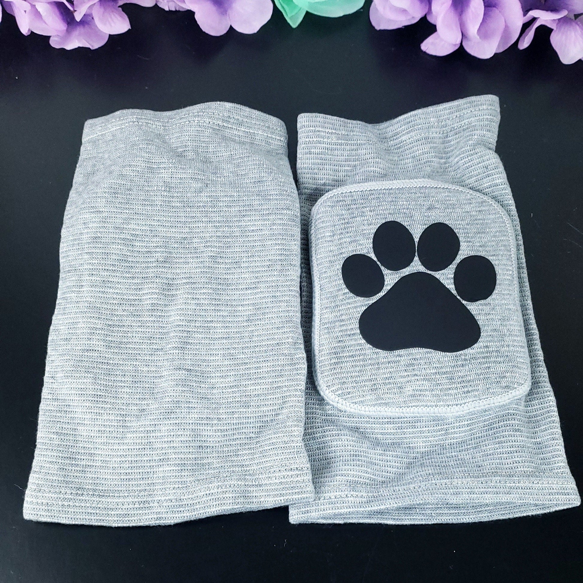 Gray Paw Knee pads - Puppy's Aesthetics