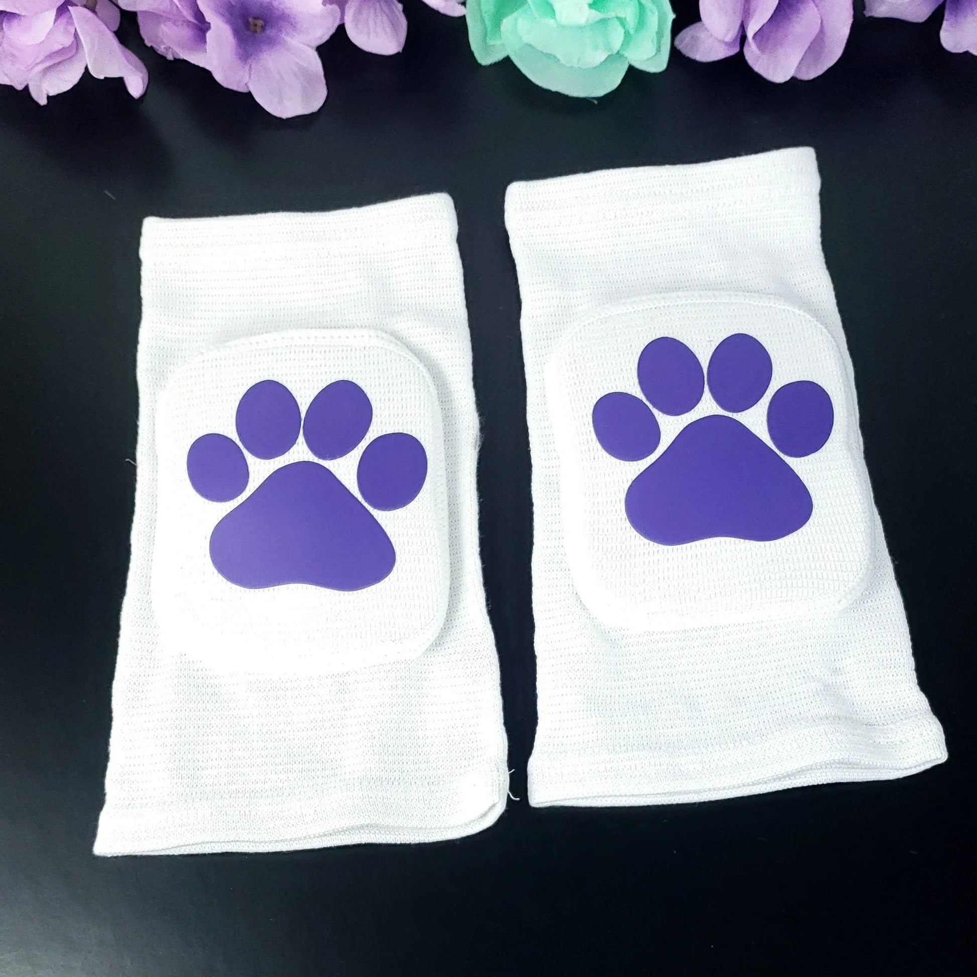 White Paw Knee Pads - Puppy's Aesthetics