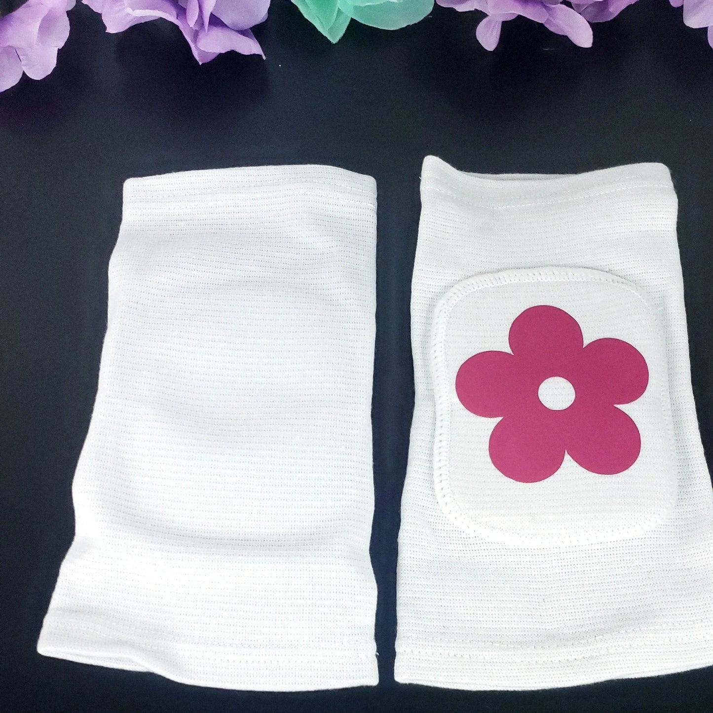 White Flower Knee Pads - Puppy's Aesthetics