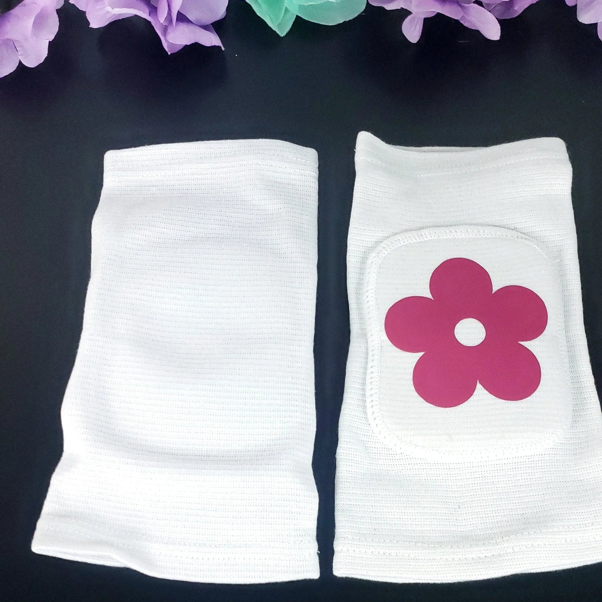 White Flower Knee Pads - Puppy's Aesthetics