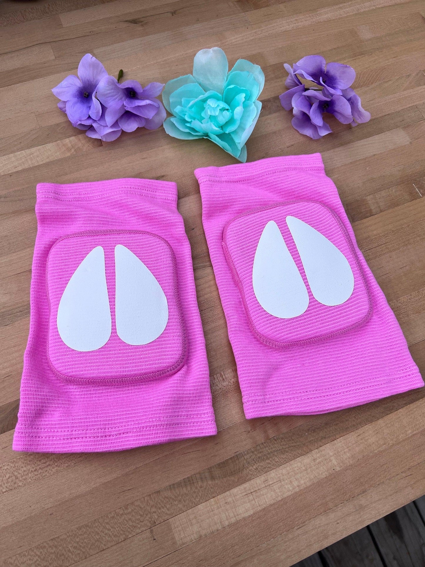 Pink Cow Knee Pads - Puppy's Aesthetics