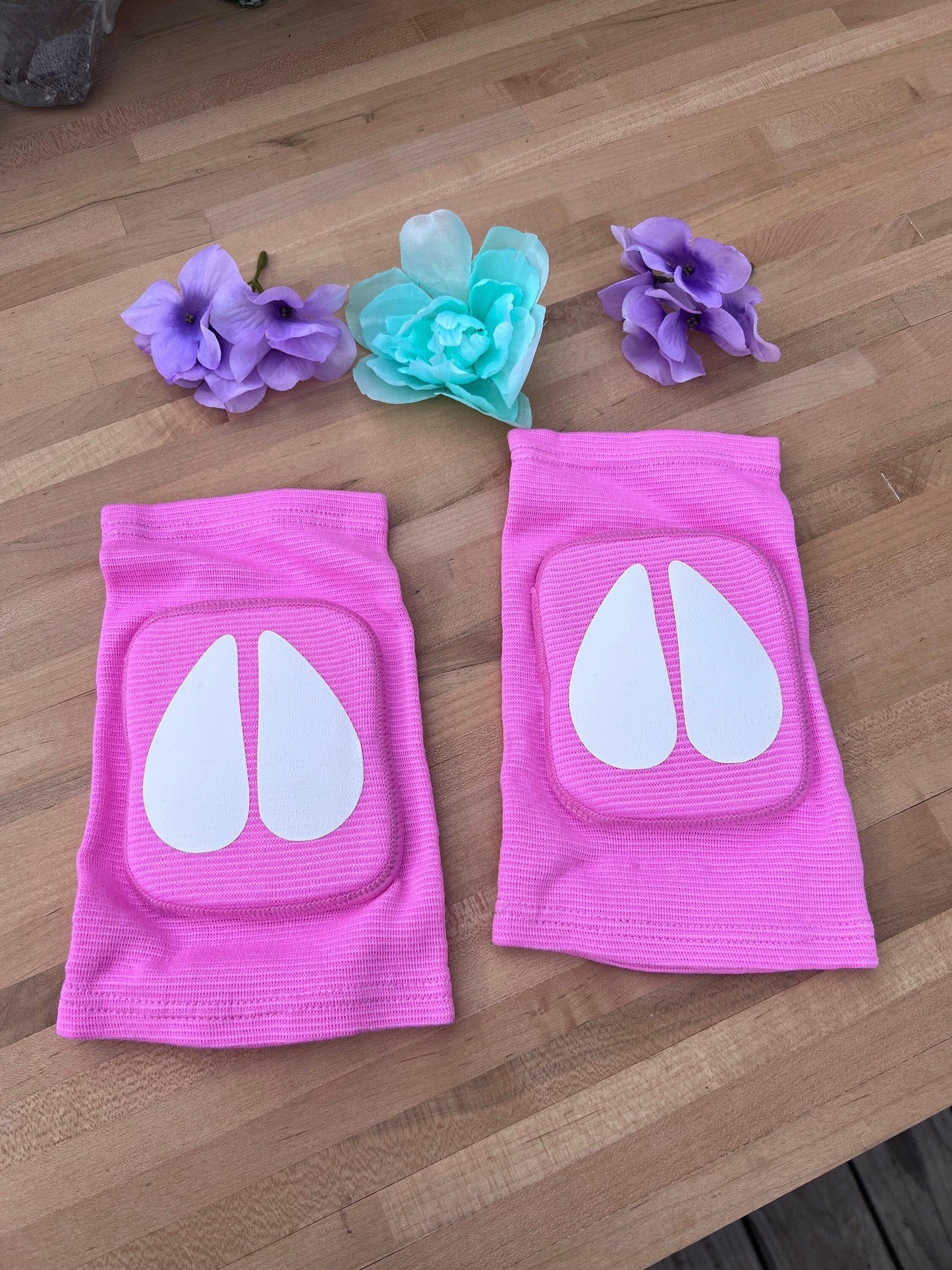 Pink Cow Knee Pads - Puppy's Aesthetics