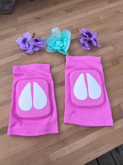 Pink Cow Knee Pads - Puppy's Aesthetics