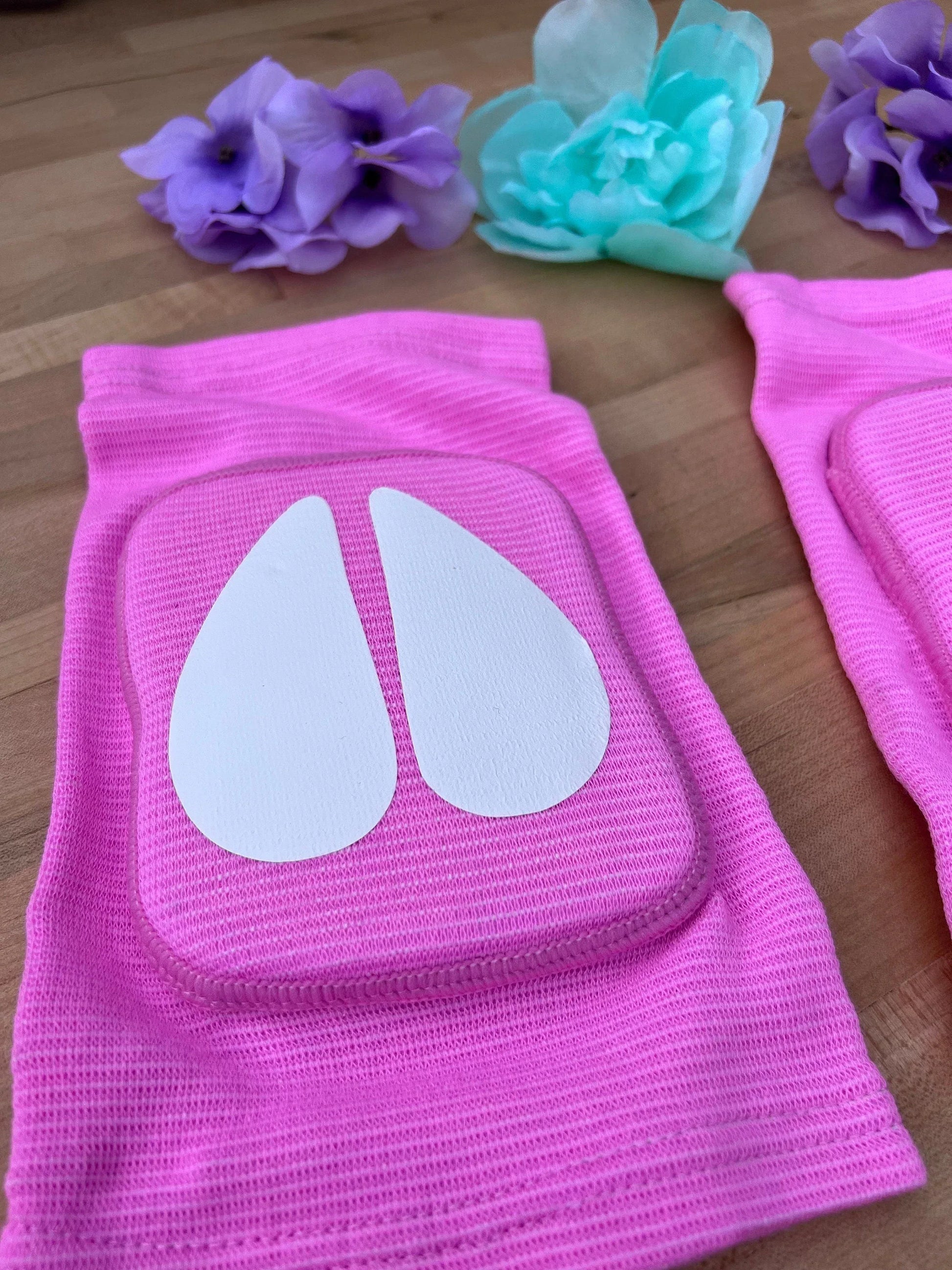 Pink Cow Knee Pads - Puppy's Aesthetics