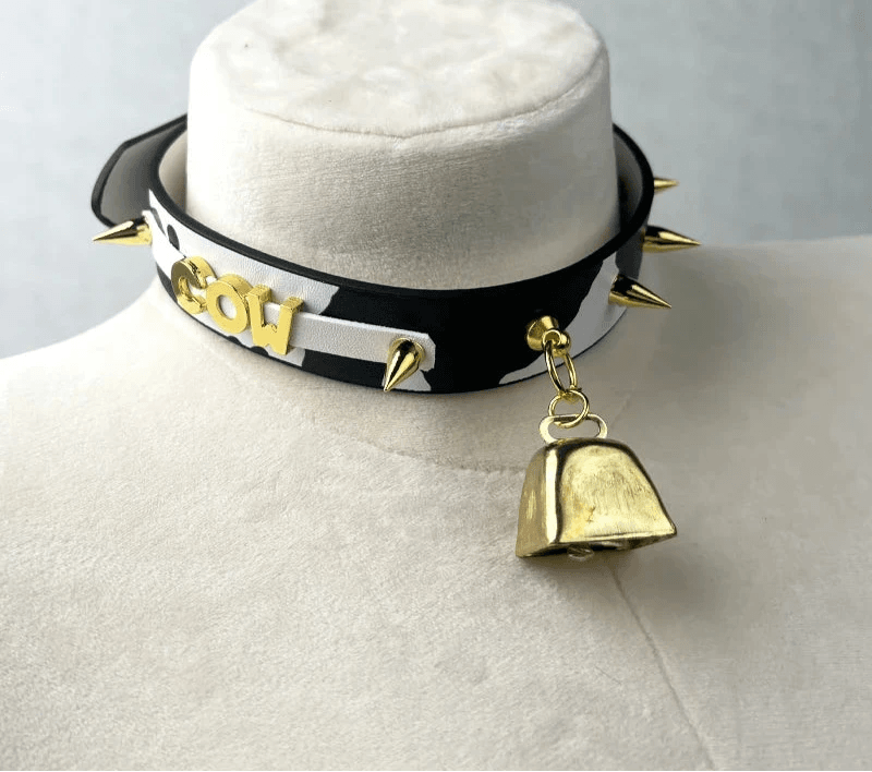 Sexy Moo Moo PU Leather Collar - Puppy's Aesthetics