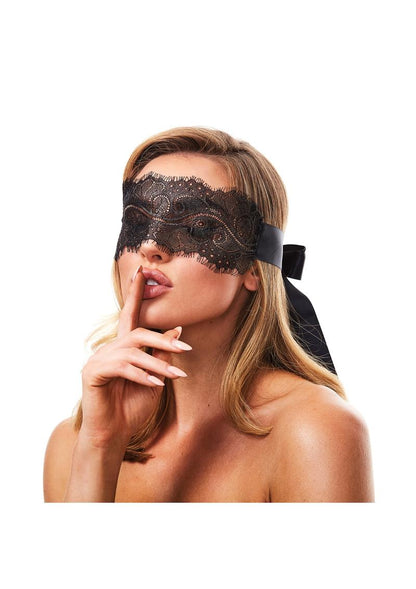 Secret Kisses - Lace Blindfold